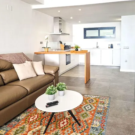 Apartment Beautiful 2 Bedroom Blue Sea Views Manilva