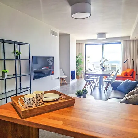 Beautiful 2 Bedroom Blue Sea Views Apartment Manilva